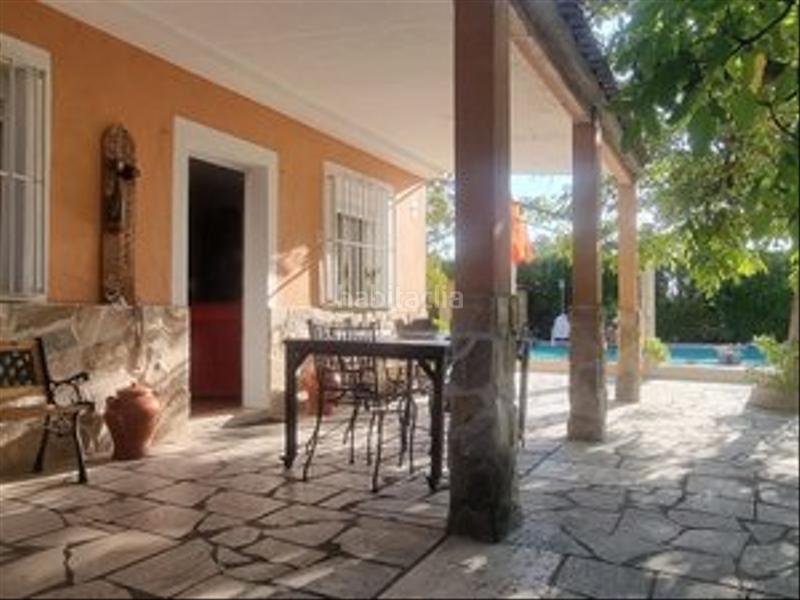 Foto 08f66812-5b83-4e87-8280-839063d99919. Masia amb xemeneia calefacció piscina a Colmenar de Oreja