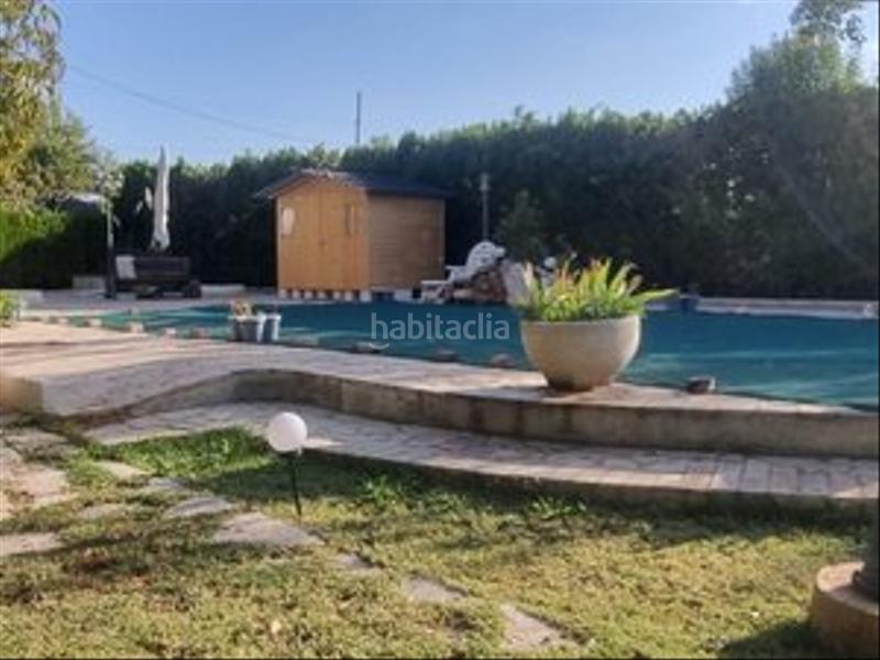 Foto 587331c5-62cd-413f-95d1-61063fe63370. Masia amb xemeneia calefacció piscina a Colmenar de Oreja