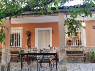 Masia  Camino de la calle alta. Casa rustica con piscina privada