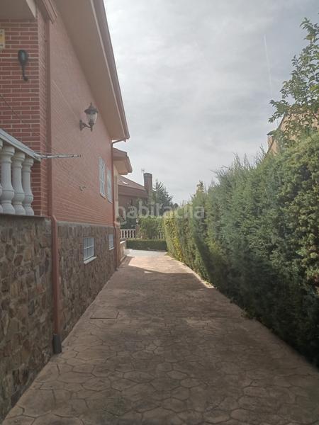 Foto d9f0c8af-dfe8-41c9-8e0c-4ffe68865c49. Chalet mit kamin heizung parking pool in Colmenar de Oreja