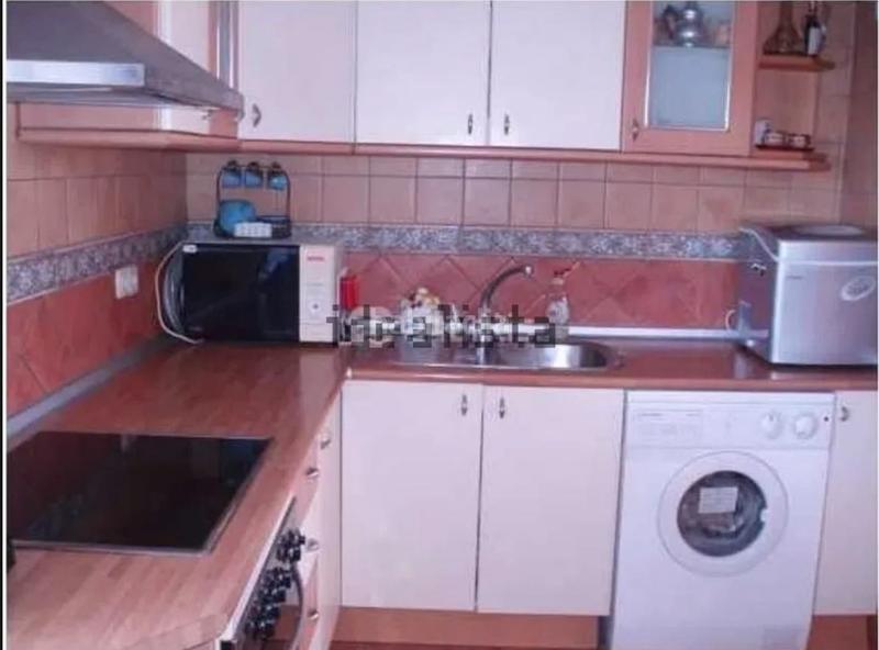 Foto 17b56903-e03f-4f38-9bb9-149762432d9e. Chalet  de 4 habitaciones en Colmenar de Oreja