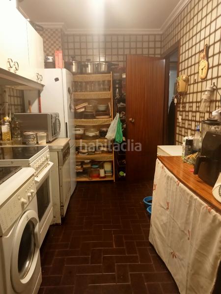 Foto e6f24363-1efd-41ca-859f-12dc07f2fe6b. Pis amb calefacció aparcament a Almenara-Ventilla Madrid