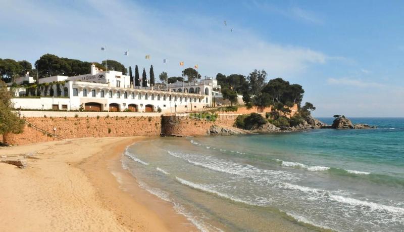 Foto cb8c7fe8-21d7-4703-9aca-6d00beafdaf7. Chalet avec chauffage dans Castell d´Aro