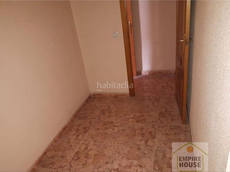 Foto c4c30dc2-aede-42a6-9b28-8a9c8934372c. Alquiler piso  en Corbera