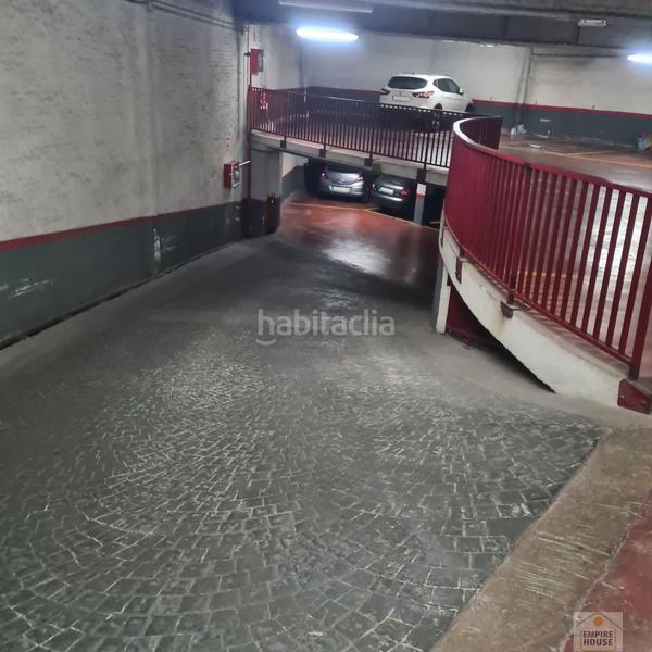 Foto 449650f3-7657-4b31-9a47-8d531d78bbe7. Autoparkplatz in Russafa Valencia