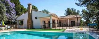 Xalet a Godelleta. Godelletachalet