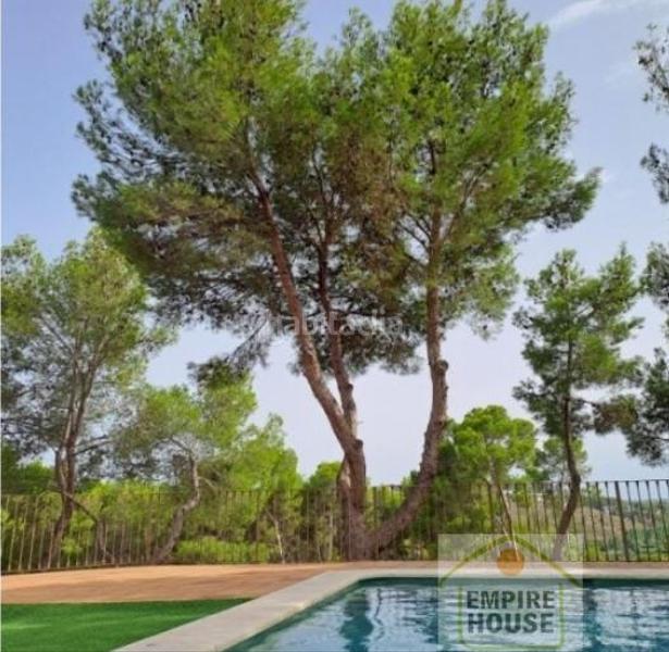 Foto a32d1dcb-46cf-49b9-aaed-42299fcc2b9e. Chalet  en Godelleta