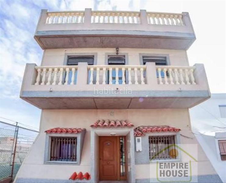 Foto 15f2ce36-d95b-44c9-9cdd-575c11e0d111. Casa con riscaldamento in El Perellonet Valencia