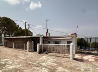 Xalet a Llombai. Llombaichalet