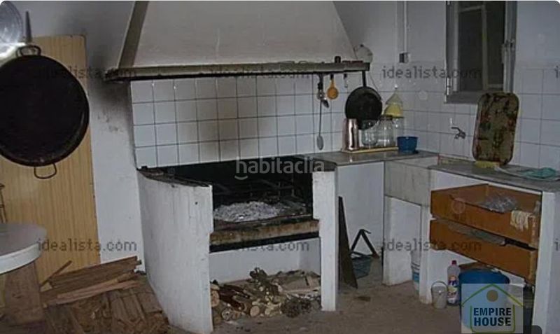 Foto c2fd2bfe-4b4a-4ea9-80ce-2db2a364c1ef. Xalet amb piscina a Monte Real Torrent