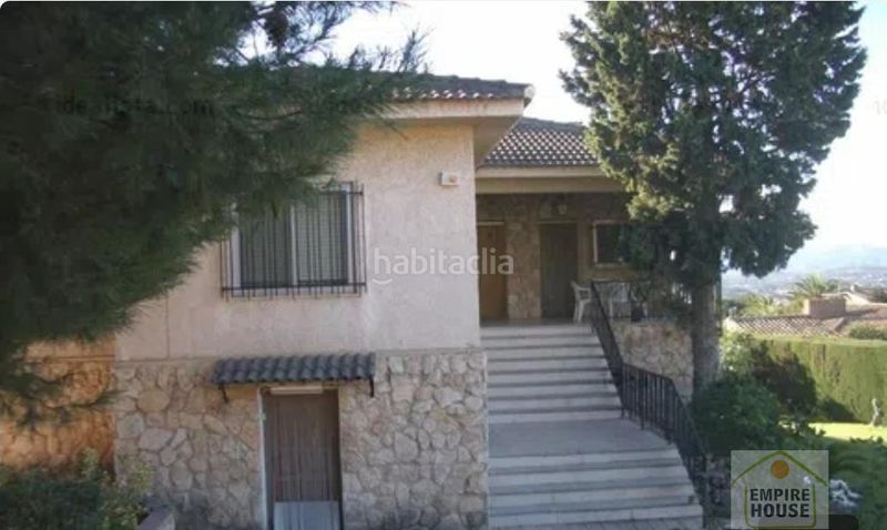 Foto ca59b96e-ba61-4c6e-8c5b-1ddafe6da9b3. Xalet amb piscina a Monte Real Torrent