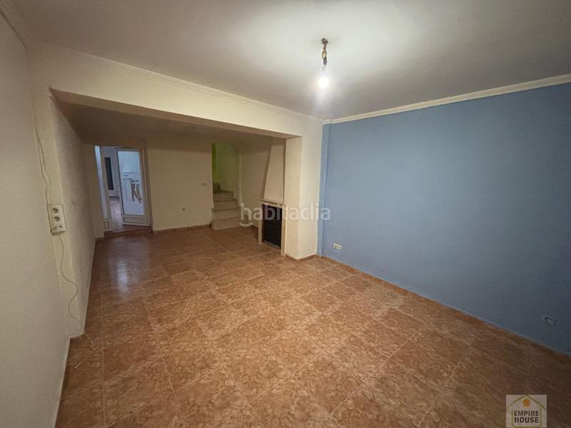 Foto f7fddb9b-08cf-43bb-ad36-3e92ba93d264. Casa a Rotglá y Corberá