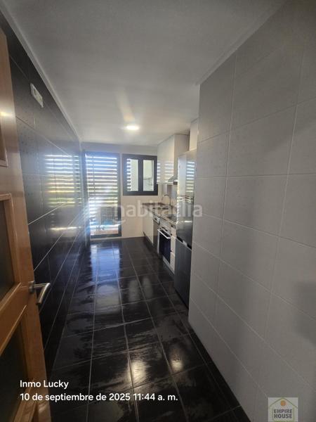 Foto f5d58d26-b4a3-4173-a381-05c183e850b6. Rent flat with parking in Pueblo Calp