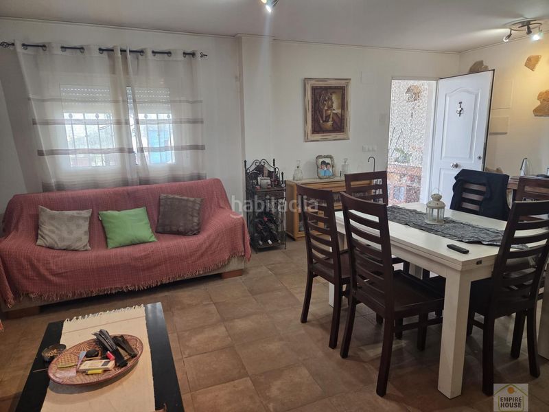 Foto 2b186366-3bd9-4026-891a-963bdee284fe. Chalet  en Alberic