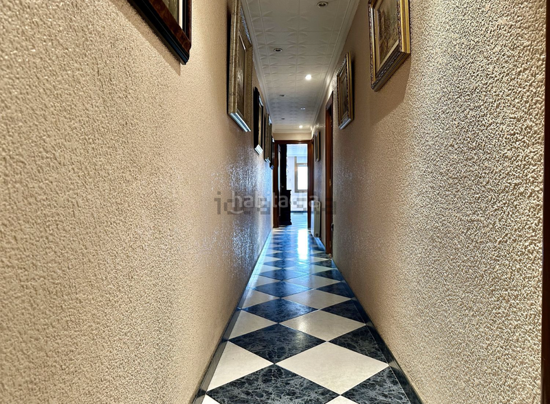 Foto 14a5decd-5617-4ca3-a90e-54590e2df6bc. Pis amb calefacció a Catalunya - Fontetes Cerdanyola del Vallès