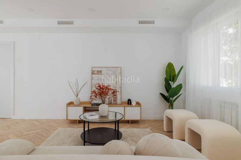 Foto 5f229815-7fd2-475a-b118-a263406d6366. Apartament amb aparcament a Prosperidad Madrid