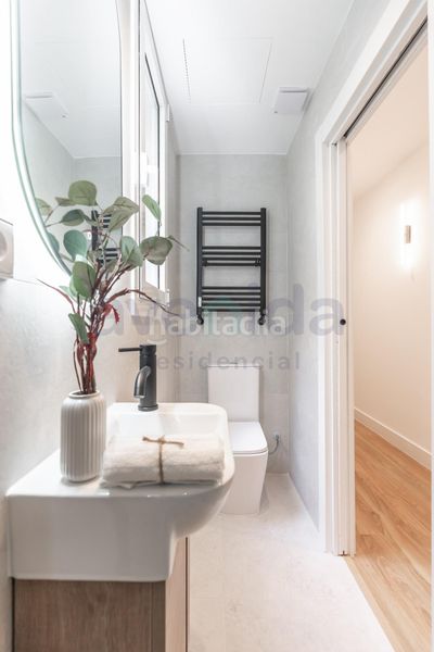 Foto c8022ccc-e46f-46ff-9b11-aa490a3df5f7. Apartament a Palacio Madrid