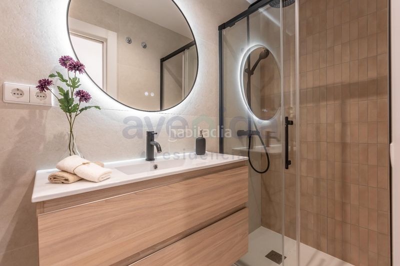Foto e179fabc-27a6-4f25-881d-970226aef101. Apartament a Palacio Madrid