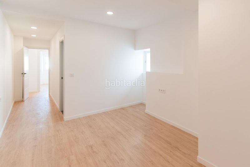 Foto f08a0cee-9d66-457c-8764-01165a7a00c2. Flat in Centro Histórico Cádiz