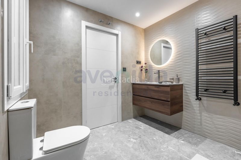 Foto ead4ec19-ad52-4631-8090-cb509914ba73. Appartamento con riscaldamento in Palacio Madrid