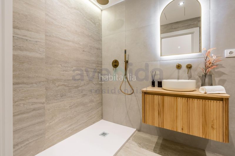 Foto 290692be-cf6a-4a81-b135-a339528d65ba. Flat in Palacio Madrid