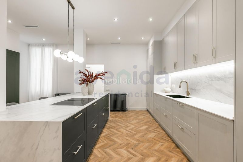 Foto de3d6df1-5ee7-4e66-9a63-ddf70c8b3e06. Flat in Palacio Madrid