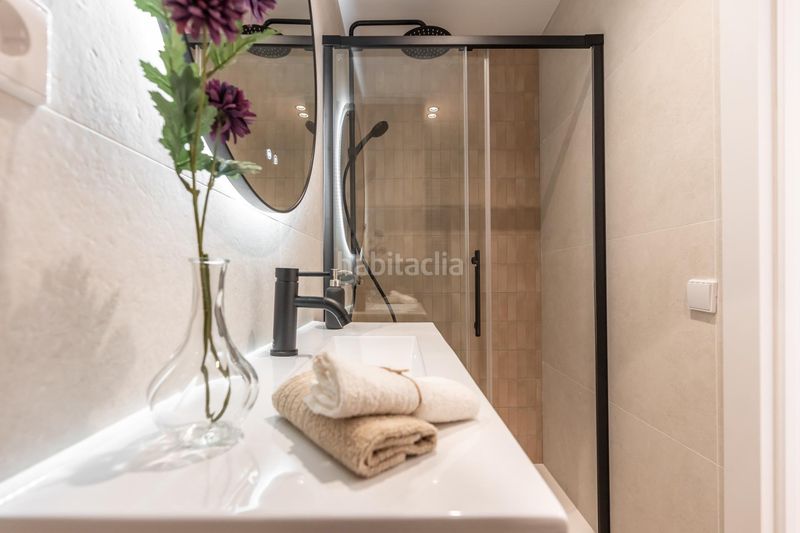 Foto e19eb4a1-07c1-4359-83d2-495e60486dd1. Pis a Palacio Madrid