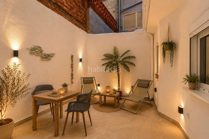 Foto 1a29c7c6-92bd-4b9f-9a24-b0c1cc5183c6. Planta baixa a Russafa Valencia