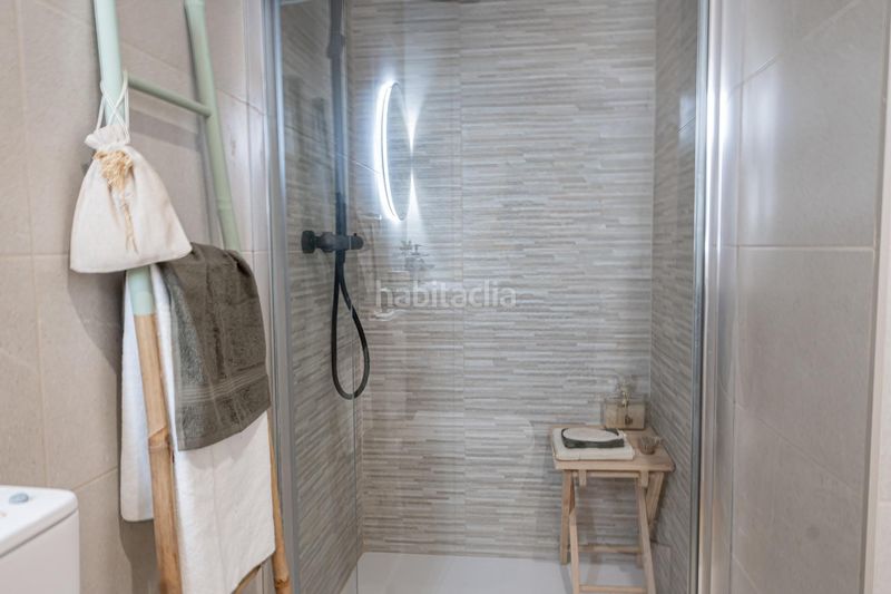 Foto 8bd3be7d-5125-4096-ae0d-d7039bc0515b. Planta baixa a Russafa Valencia