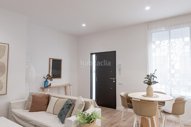 Foto 9433d982-5275-4ffe-829f-8d851be62bba. Planta baixa a Russafa Valencia
