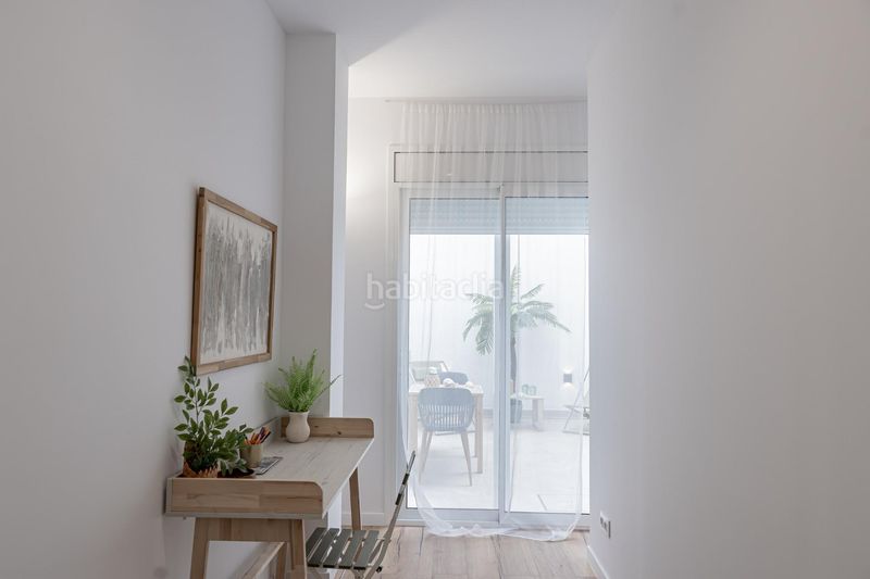 Foto ac05e3da-1d2f-4279-936f-ae5736bc2998. Planta baixa a Russafa Valencia