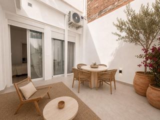Rez-de-chaussée  Calle vivons. Ruzafa bajo reformado de diseño con terraza interior privada, 2