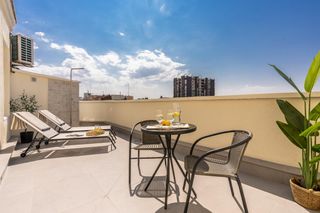Flat  Calle maiquez. Ático de diseño con terraza de 20 m2