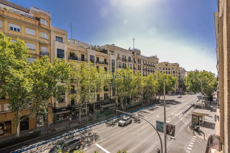 Foto bf2b90ae-8ede-43aa-9a1e-a35034dfdf0b. Apartament amb calefacció a Argüelles Madrid