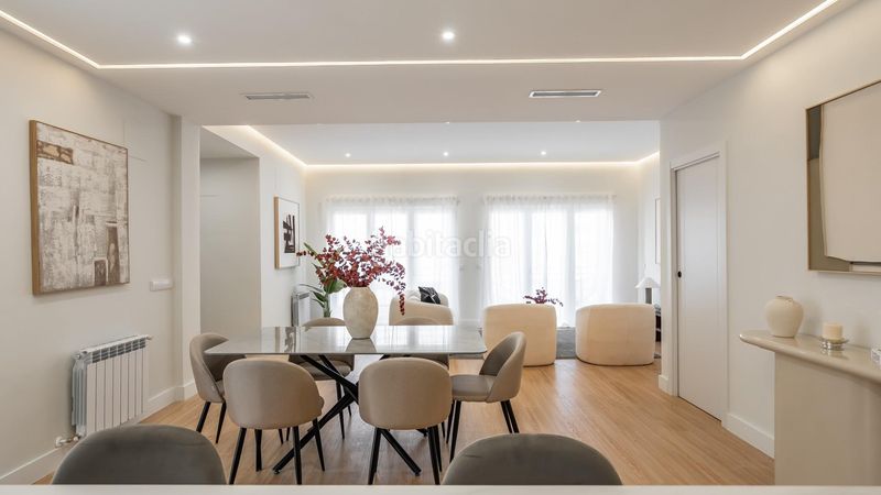 Foto 233b6f5a-ff7d-49d5-b051-4e2ade855e37. Flat in Castillejos-Cuzco Madrid