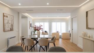 Pis  Calle bravo murillo. Vivienda amplia con terraza y gran potencial en eje principal