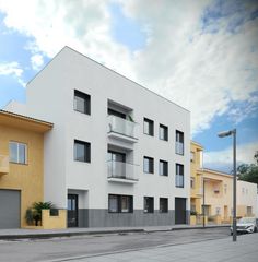 Etagenwohnung  Carrer carrer montseny. Piso de obra nueva con balcón y parking