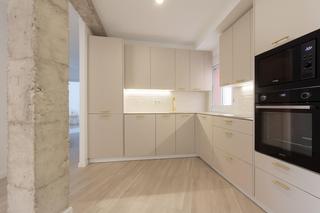 Apartamento en Bami - La Estrella. Piso reformado en genaro parladé, sevilla