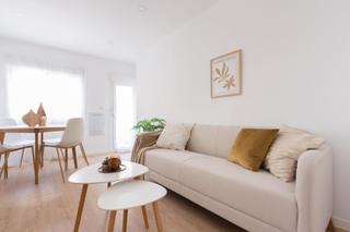 Appartement  Calle pages del corro. Piso exterior reformado con balcón en el corazón de triana