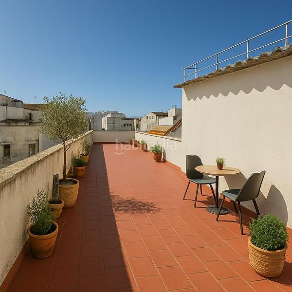 Foto 844d7f05-c786-4fd9-9229-1f74ff2eeae1. Ático  reformado con gran terraza en triana en Sevilla