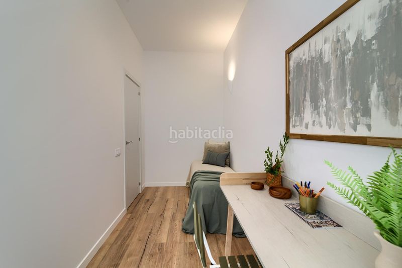 Foto 07a2e487-0254-4eff-8bd8-4e1522e33a19. Planta baixa a Russafa Valencia