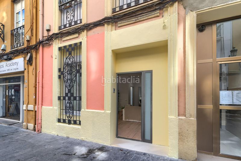 Foto 0a390685-988f-4ac3-a875-ca1fde432d86. Planta baixa a Russafa Valencia