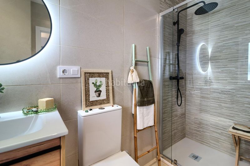 Foto 69a38af1-b2a1-4a5b-b964-5c394d3aa745. Planta baixa a Russafa Valencia