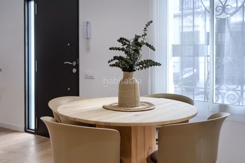 Foto 7ba0feb3-c6ef-4217-a87f-e9a08434f5df. Planta baixa a Russafa Valencia