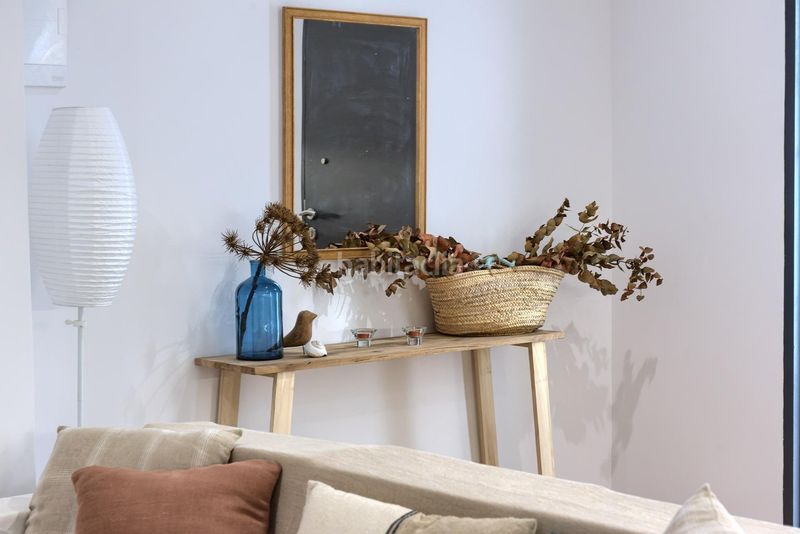 Foto 831a006b-17c1-4fc8-8473-31d67576e1a4. Planta baixa a Russafa Valencia