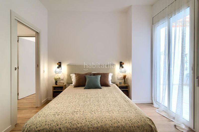 Foto bd9765dc-7527-48e4-9ec4-d9f8009e8387. Planta baixa a Russafa Valencia