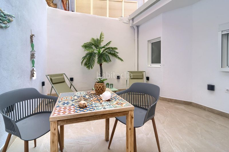 Foto d0a356bb-a78c-4c79-8640-56914f4af699. Planta baixa a Russafa Valencia