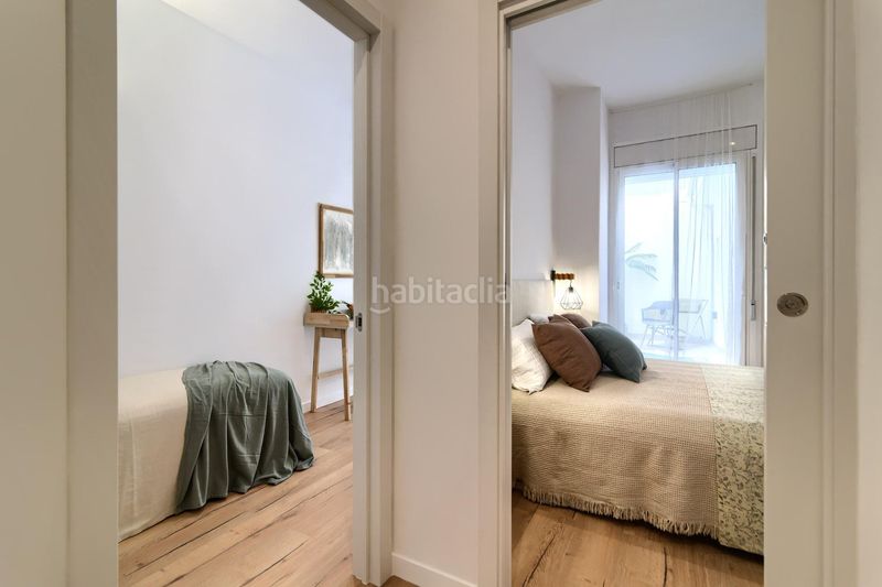 Foto 6e41ee3e-4c8d-40c5-bd5e-53ab4f187b37. Planta baixa amb calefacció a Russafa Valencia
