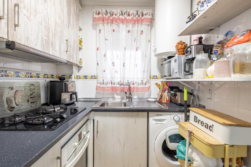 Foto 49058902-19e3-4d55-9eb3-a5e376e7ece8. Appartement mit parking pool in Parque de las Naciones Torrevieja