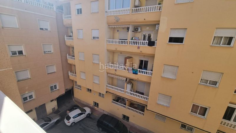 Foto a71a5157-eddc-454f-a340-ff47e1373ffb. Apartament amb piscina a Centro - Muelle Pesquero Torrevieja